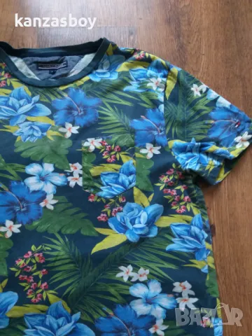 Tommy Hilfiger - страхотна мъжка тениска Л, снимка 3 - Тениски - 48898304