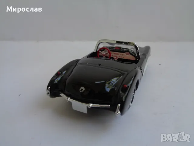 1:43 DINKY MATCHBOX CHEVROLET CORVETTE КОЛИЧКА МОДЕЛ, снимка 4 - Колекции - 47292901