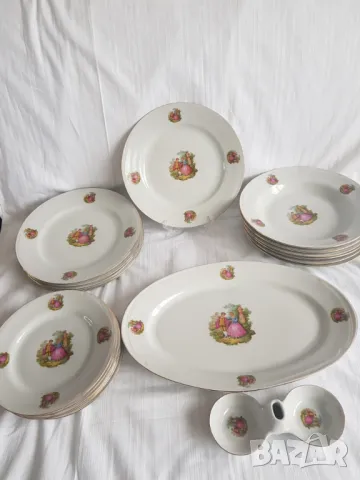Порцеланов сервиз "Ромео и Жулиета"-Разград -20части, снимка 9 - Антикварни и старинни предмети - 48137397