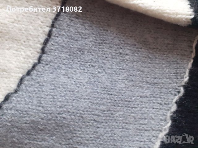 Пуловер с ноти, снимка 3 - Блузи с дълъг ръкав и пуловери - 40590613
