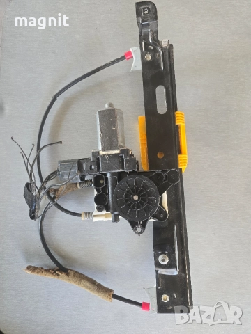 стъклоповдигач заден десен Jaguar XF 2008-2015 8x23f27000af , снимка 3 - Части - 52937160