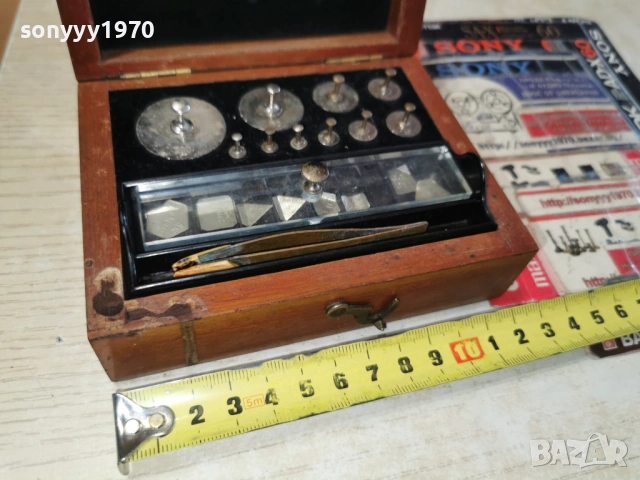 ДЪРВЕНА КУТИЯ С ТЕГЛИЛКИ-АНТИКА/РЕЛИКВА 0901261053, снимка 12 - Антикварни и старинни предмети - 53041012