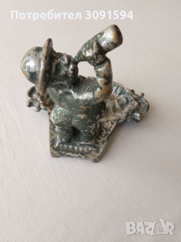 Стара Цаменна Фигура със пепелник СССР момче, снимка 10 - Други ценни предмети - 43883221