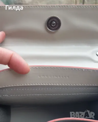 оригинална Coccinelle чанта естествена кожа налична, снимка 8 - Чанти - 49830643