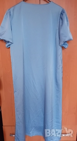 Дълга сатенена рокля , снимка 8 - Рокли - 51548414