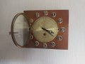 стенен часовник весна, снимка 1 - Антикварни и старинни предмети - 38919521