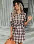 Едноредна модна дамска карирана рокля, 2цвята , снимка 4