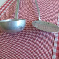 Стари алуминиеви черпак и решетъчна лъжица, снимка 6 - Прибори за хранене, готвене и сервиране - 33042824