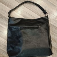 Чанта в черно тип торба -25лв, снимка 3 - Чанти - 43821904