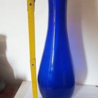 Голяма синя стъклена ваза, снимка 4 - Антикварни и старинни предмети - 33410962