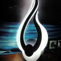 Декоративна лампа аплик във формата на пламък за стена , снимка 1 - Лампи за стена - 43146452