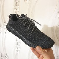 Оригинални маратонки adidas Yeezy Boost 350 Pirate Black (2015)  номер 45 ,5-46, снимка 14 - Маратонки - 40684156