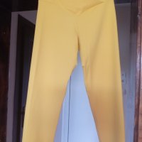 Жълт клин, снимка 1 - Къси панталони и бермуди - 32948881