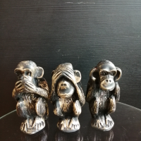 Тройка статуетки маймуни - не чух, не видях, не знам , снимка 2 - Статуетки - 36508849