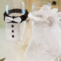 Декорация за чаши на младоженци, снимка 3 - Подаръци за сватба - 28196179