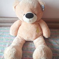 Голяма плюшена мечка, 130см., снимка 1 - Плюшени играчки - 35367053