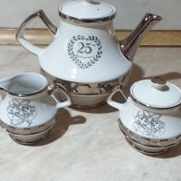 Английски порцелан сет за чай със сребърен кант, снимка 2 - Антикварни и старинни предмети - 43504569