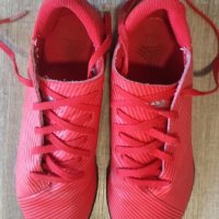 РАЗПРОДАЖБА футболни обувки на Adidas, снимка 2 - Детски маратонки - 37976246