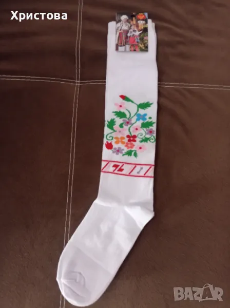 Дълги дамски чорапи с фолклорни мотиви, снимка 1