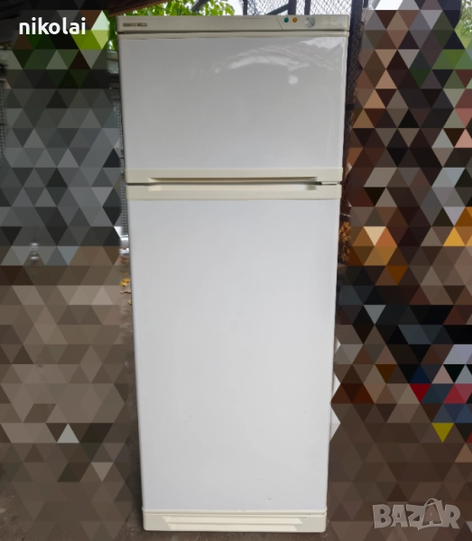 Хладилник с фризер Beko, снимка 1