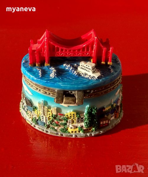 Лот,ваза и кутийка за бижута, снимка 1