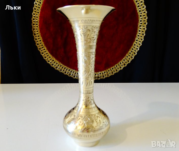 Бронзова ваза Британска Индия 15 см.,маркирана. , снимка 1