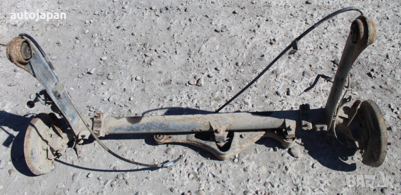 Заден мост Нисан примера п12 2.0 140кс комби 02г Nissan primera p12 2.0 140hp 2002, снимка 1