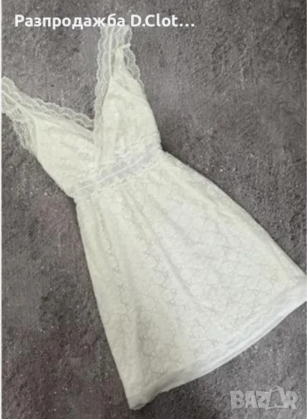 Бяла дантелена рокля , снимка 1
