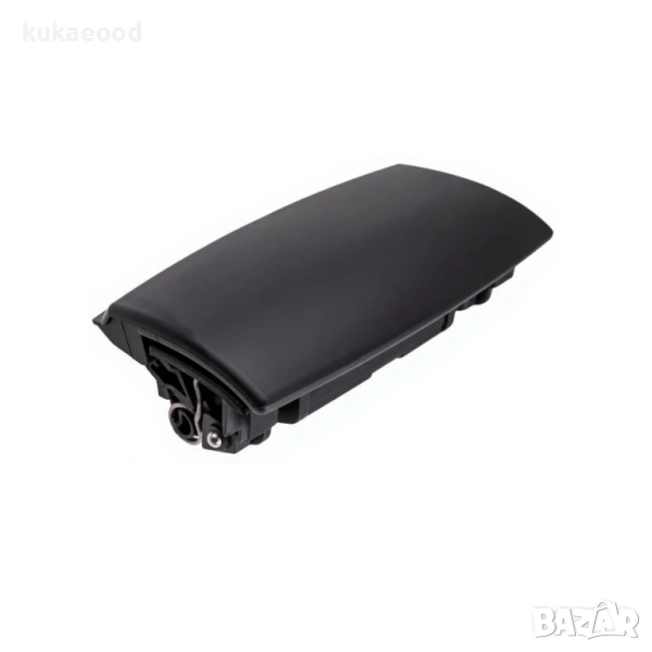 Пепелник за Seat Exeo (2008-2013), снимка 1