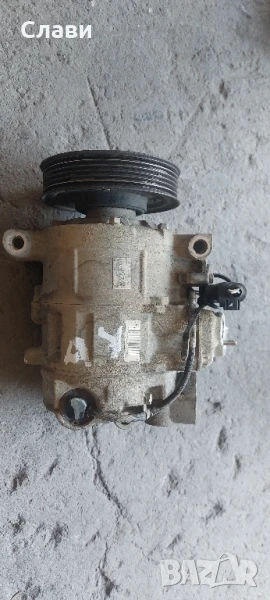Компресор за климатик Ауди А4, снимка 1