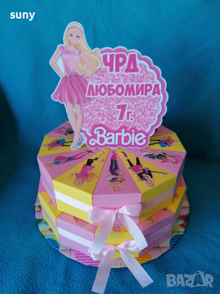 Картонена торта Барби, снимка 1