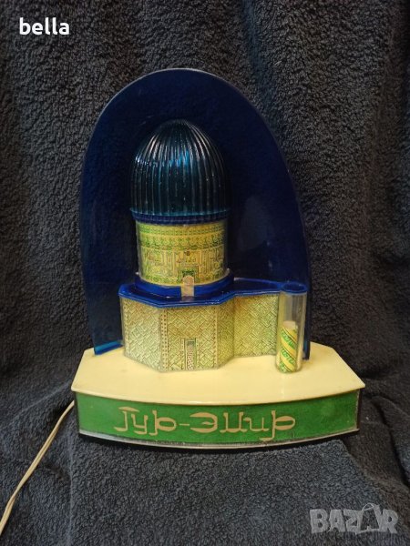Съветска нощна лампа в памет на мавзолея Гур Емир в Самарканд в Узбекистан. Това е един от редките в, снимка 1