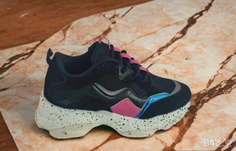 Дамски маратонки Holly, снимка 1