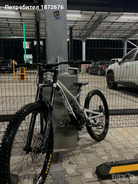 Продавам колело Commencal Supreme V4, снимка 1