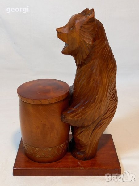 Руска дърворезба мечка с буре мед, снимка 1