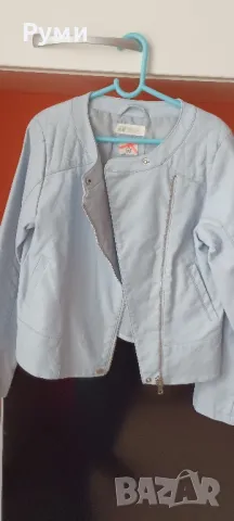 Детско спортно яке, снимка 3 - Детски якета и елеци - 48674911