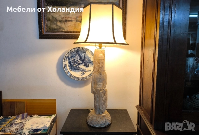 голяма лампа от алабастър