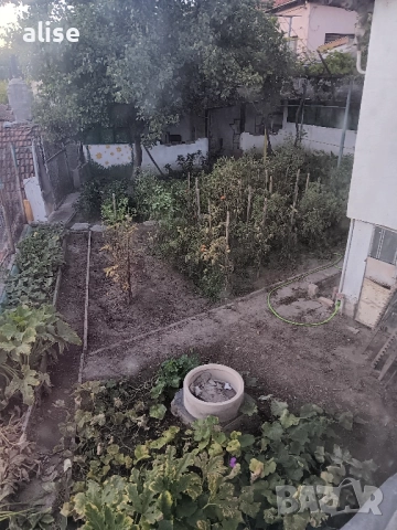 къща за продажба в 3 различни къщи в комплект обзаведен готов за живеене , снимка 2 - Къщи - 49128214
