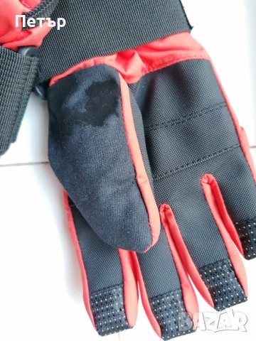 Продавам детскоюношески ръкавици за сноуборд /ски висок клас с мембрана Hipora и термоизолация Tinsu, снимка 6 - Ръкавици - 43944915