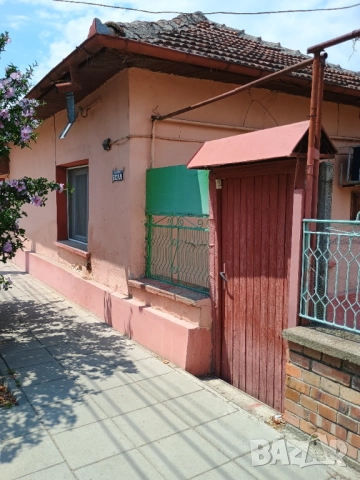 Продава се къща в гр Долна Митрополия , снимка 7 - Къщи - 51780215