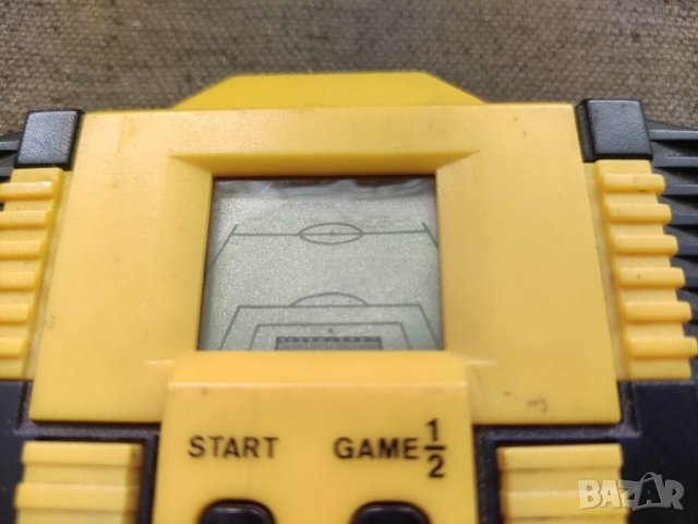Продавам стара електронна игра Футбол, снимка 2 - Други игри и конзоли - 36692697