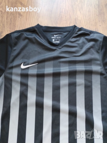 Nike - страхотна мъжка тениска L КАТО НОВА, снимка 2 - Тениски - 51659400