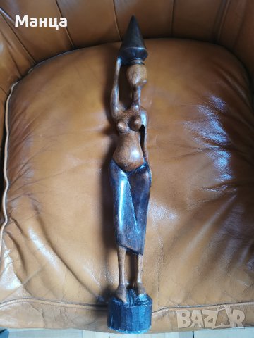 Дървена Африканска фигура, снимка 1 - Антикварни и старинни предмети - 42957202