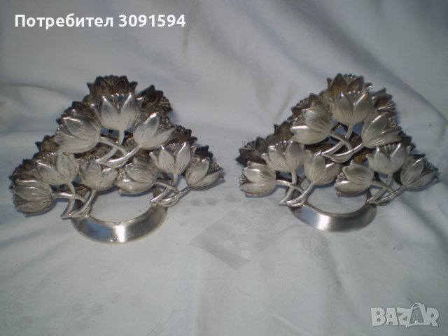 Винтидж чифт салфетници на цветя бял метал, снимка 3 - Други ценни предмети - 39377550