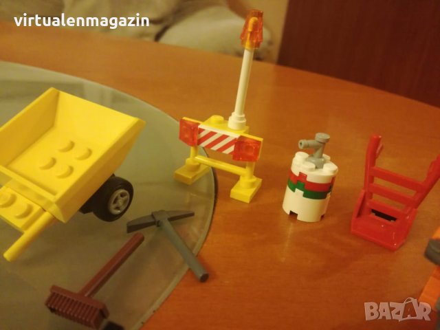 Лего - Lego строителен работник и аксесоари, снимка 3 - Конструктори - 33617580