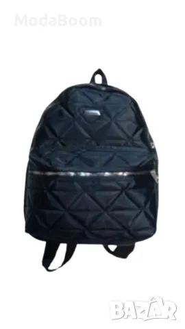 Елегантна и капитонирана дамска раница за всеки ден, снимка 2 - Раници - 48904532