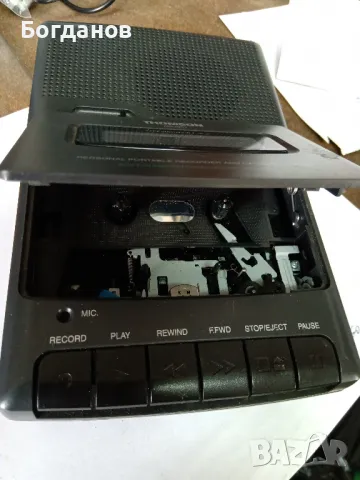 THOMSON MG3000 МАЛКО КОМПАКТНО КАСЕТОФОНЧЕ ЗА РЕМОНТ ИЛИ ЧАСТИ, снимка 3 - Радиокасетофони, транзистори - 47534945