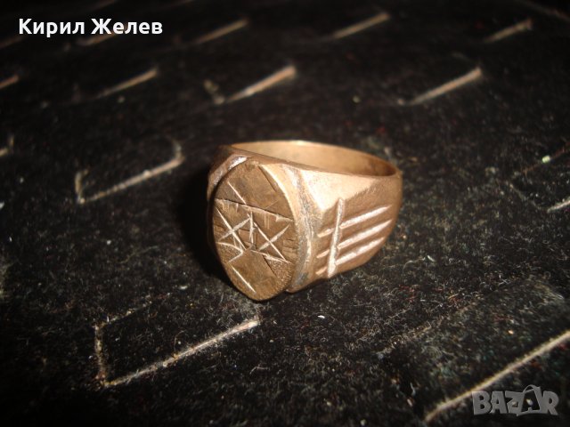 СТАРИНЕН РЪЧНО ИЗРАБОТЕН и ОРНАМЕНТИРАН МАСИВЕН БРОНЗОВ КЛАСИЧЕСКИ СТИЛ ПРЪСТЕН УНИКАТ 21709, снимка 3 - Антикварни и старинни предмети - 32552936