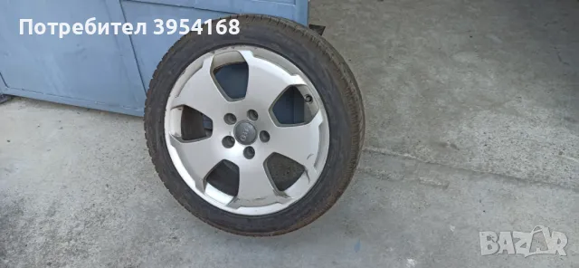 4 нови зимни гуми 225/45/17 с оригинални джанти за Ауди