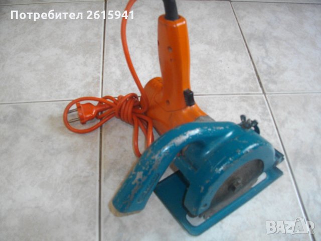 Ръчен Циркуляр-Бормашина-300 Вата-Английски-Блек Декер-Оригинал-Отличен-Старо Качество-Black Decker, снимка 4 - Други инструменти - 33087064